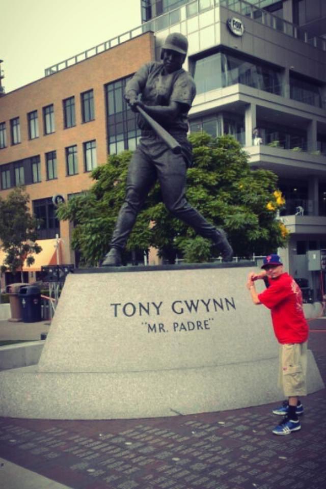 Happy Birthday to the Great Tony Gwynn 