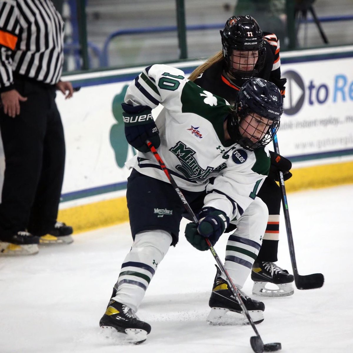 CHAWomensHockey's tweet photo. Mercyhurst's @alexa_vasko7 ended her career ranked in the top-5 among active CHA players in goals, assists, points, power play goals, short-handed goals and games played.
#CHA20 | #SeniorSendoff https://t.co/Kmxtx9EbXj