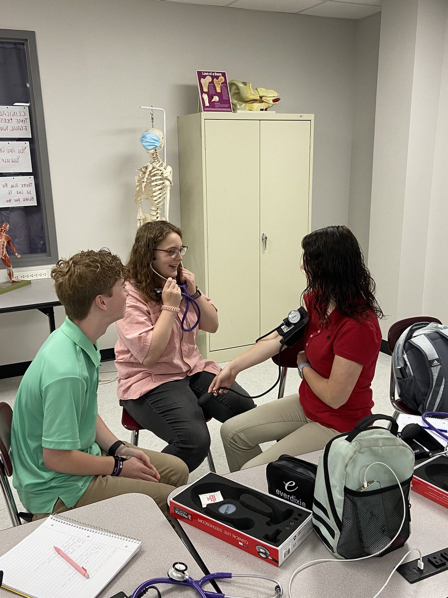 amygwatson18's tweet photo. Every year Health Science does a Skills Blitz at the end of the year-we’ve been learning the reasons why-but now they get to put this knowledge into play. It’s Second Christmas, y’all! #MilanAwesome #MilanCTE #LearnOneDoOneTeachOne https://t.co/CXl7balCXM