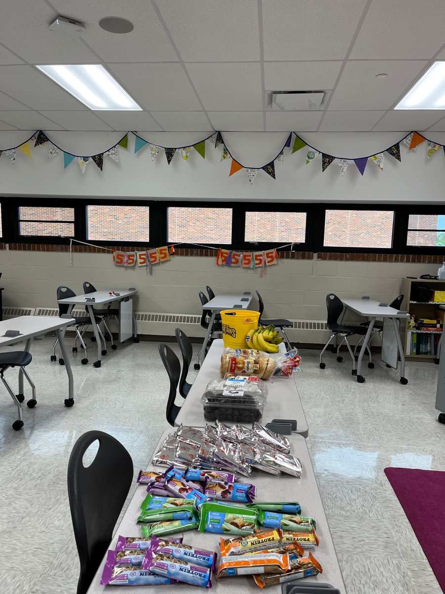 Mrs. Stelzer tweet media