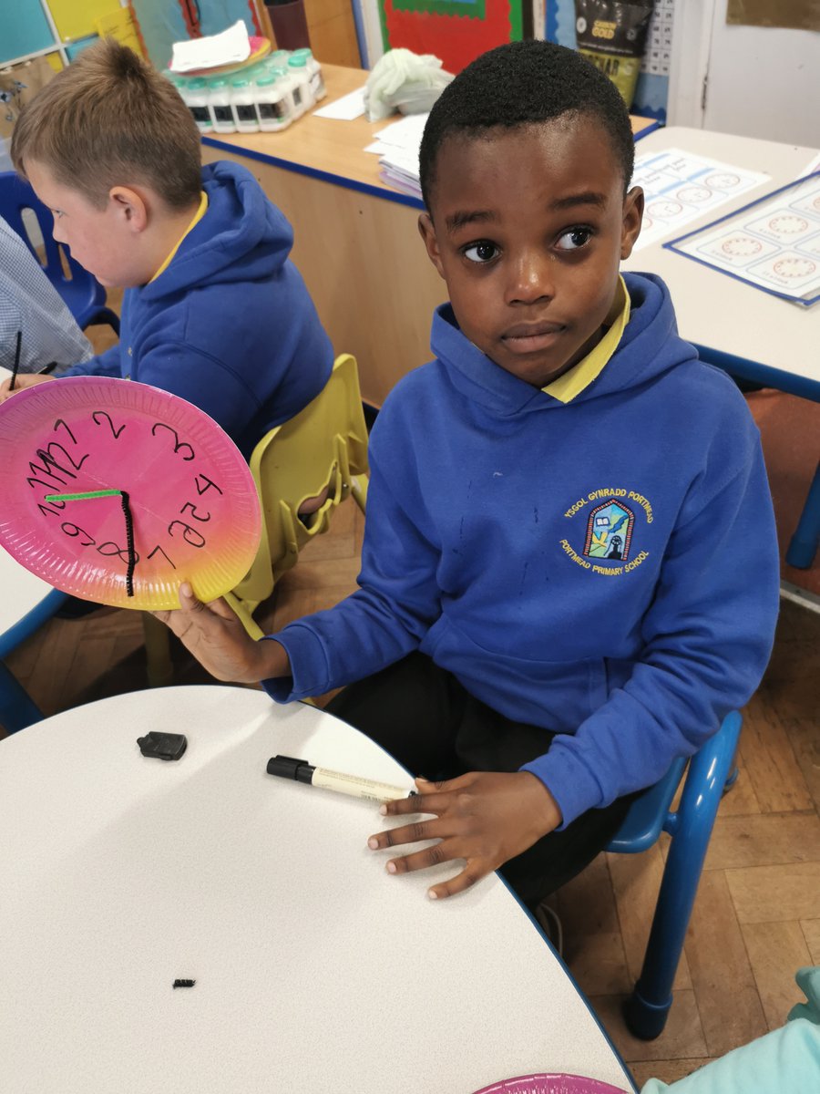 portmeadp's tweet photo. Year 2 have been getting to grips with time. We shared keywords linked to the topic and made our own clocks to explore it more. We found out many facts and patterns. #pmdpy2 #pmdpnum #pmdpea https://t.co/7wOjgw6XLO