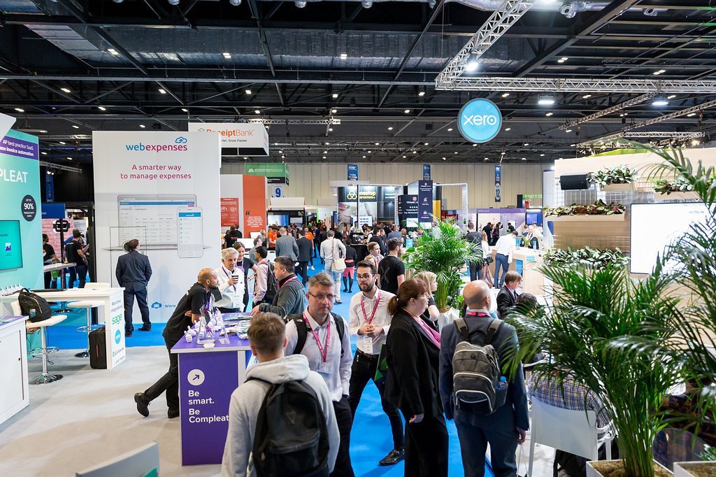 DacxiCoin's tweet photo. #DACXI will be there!
Accountex is Europe’s definitive event for accountancy and finance professionals, with over 9,000 attendees and 250 global brands and start-ups.
You can apply for your free ticket to visit Accountex at https://t.co/fSjmvcMkee https://t.co/Hh3t0p49Vg