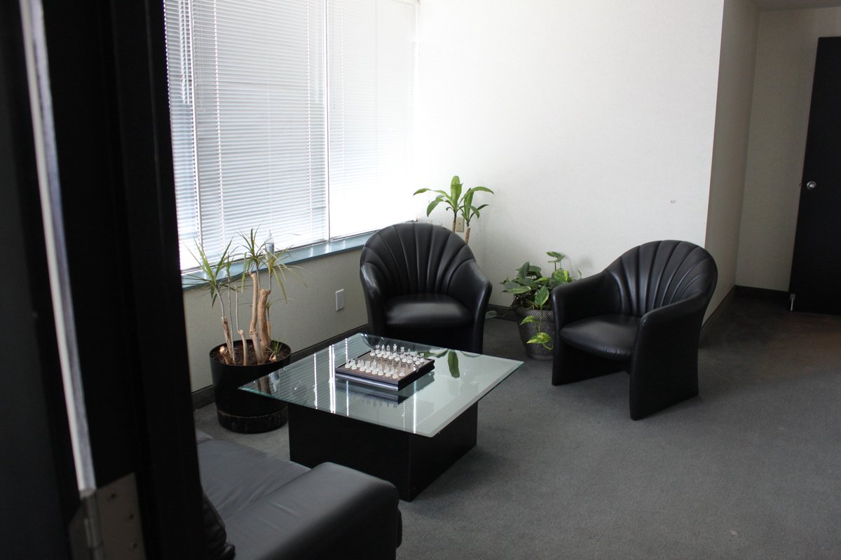 FirstRichmondPC's tweet photo. Need a quiet meeting room? Free coffee and free parking too! https://t.co/yTQvFwyvB5