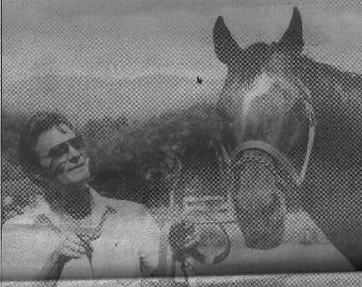 12/05/1934 nació DOMINGO NOGUERA MORA. El recordado Pavo, uno de los grandes del entrenamiento en Venezuela con sus caballos Klick, Victoreado, Mc.Kenna's Gold, Feusinha, Vaticinio, Chateaubriand, Ejemplo, Rinconcito, etc <a href="/ifigeniaks/">Ifigenia</a> <a href="/claudianoguera/">Claudia Noguera Penso</a> <a href="/Centraldada/">Ivoly Noguera</a> <a href="/rafaelnogueram/">Rafael Noguera</a>