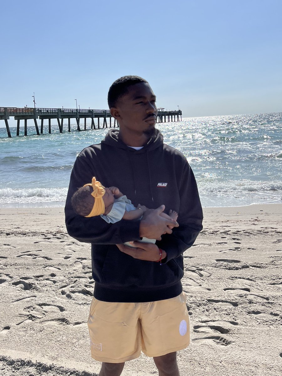 uneekfree's tweet image. 🥹💕