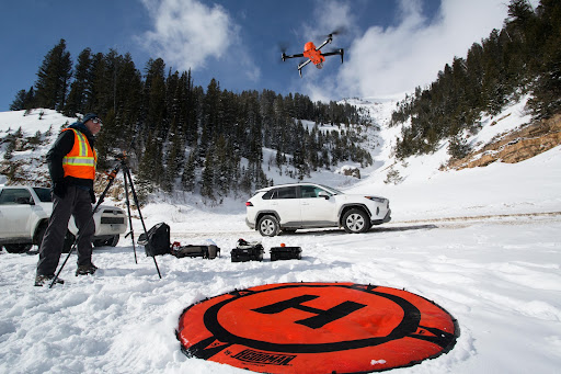 AeriaAI's tweet photo. This winter we mapped avalanche paths in the USA using UAVs and a terrestrial laser scanner (TLS) with our colleagues from the Subzero Lab (https://t.co/1S6ymRrBaa). Next step is comparing the accuracy of the pointclouds of the two methods. @wsdot @WYDOTNews https://t.co/xlTVc1JQla