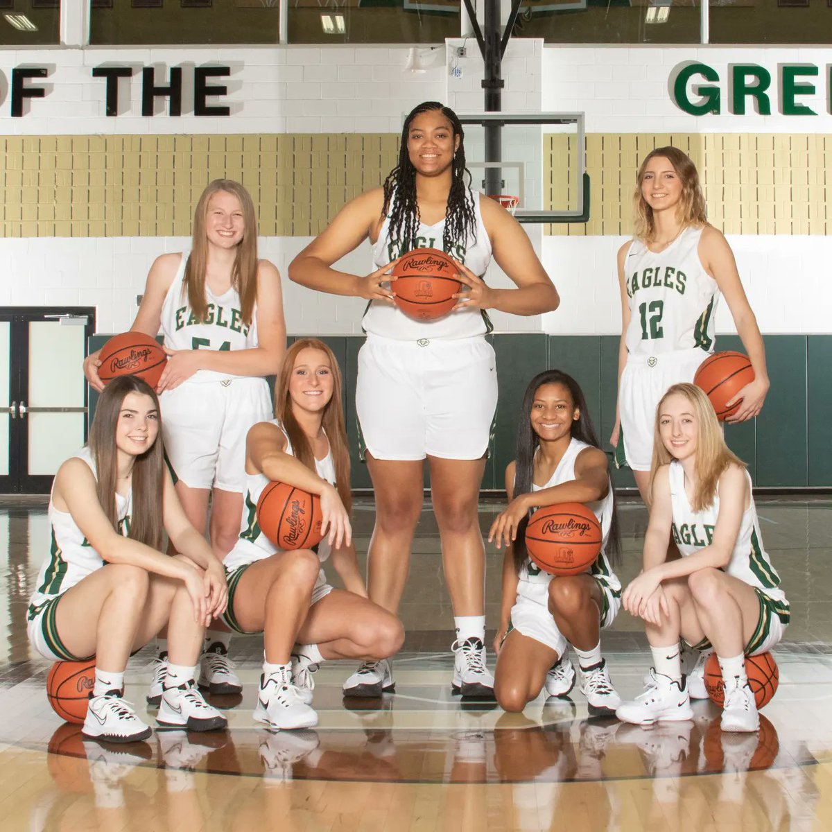Wishing our Lady Eagle Seniors good luck as they finish the last days of their HS careers.Thankful for the memories.Walk with confidence &amp; passion into the greatness that awaits you.CONGRATULATIONS  to you all &amp; remember, Eagles always soar!!! 
💚💛🦅🏀💚💛#LadyEaglesClassOf2022
