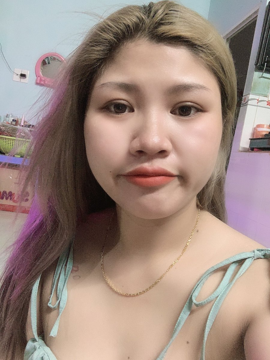 pe_cunq's tweet photo. Người thương em chỉ sợ lo cho em không đủ. https://t.co/gCPDCeNKd2