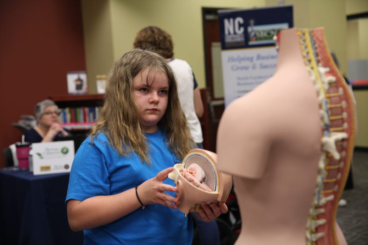 RCCCedu's tweet photo. Many thanks to everyone who came out to enjoy this year’s STEM open house, and to the many faculty and staff who worked so hard to make the event a success. We were happy to be back in person this year! #STEM #Education #NavigateForward https://t.co/OYwAMxS507