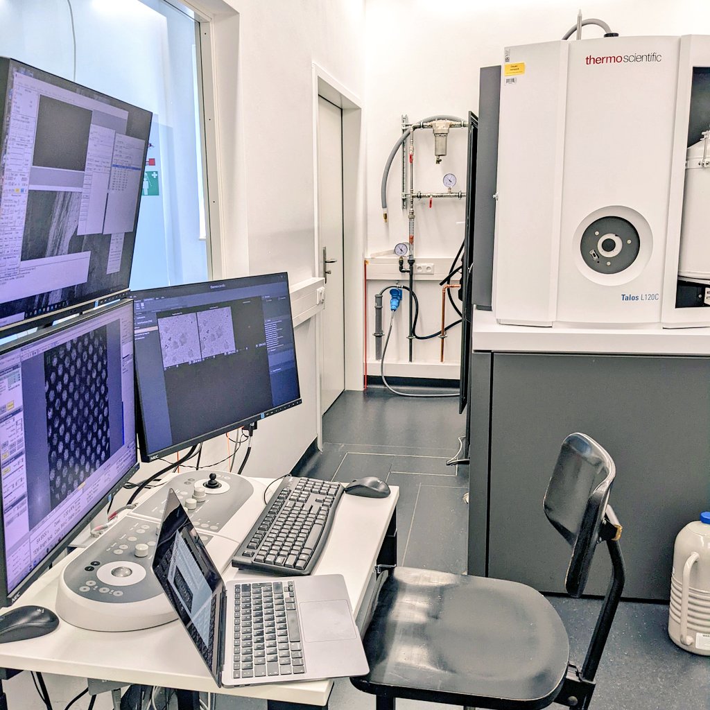 Listening to great talks of the 7th #PICO conference while having some fun with the Talos 120V. Perfect Monday. 🔬 er-c.org/index.php/conf…