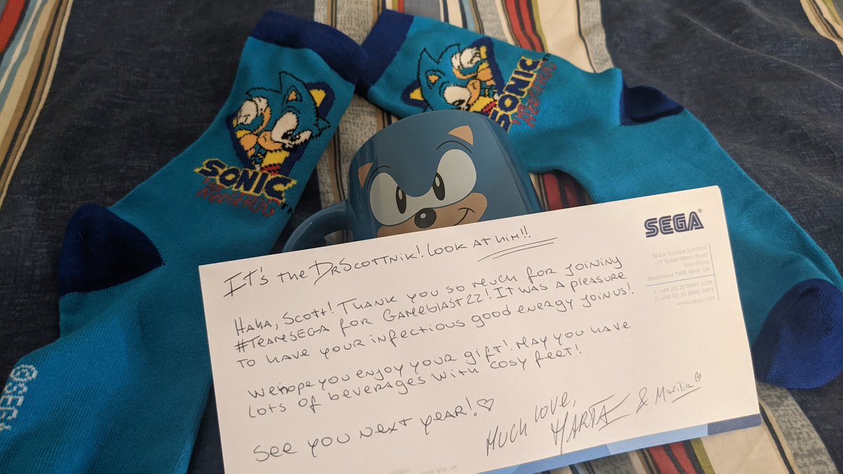 DrScottnik's tweet photo. Thank you so much to the absolutely wonderful @myunie and to the alright @MariliawithoneL for this lovely gift! Taking part in #Gameblast22 will be a memory I will forever cherish.
"Haha, Scott!" https://t.co/Cm3gBAzJ2n