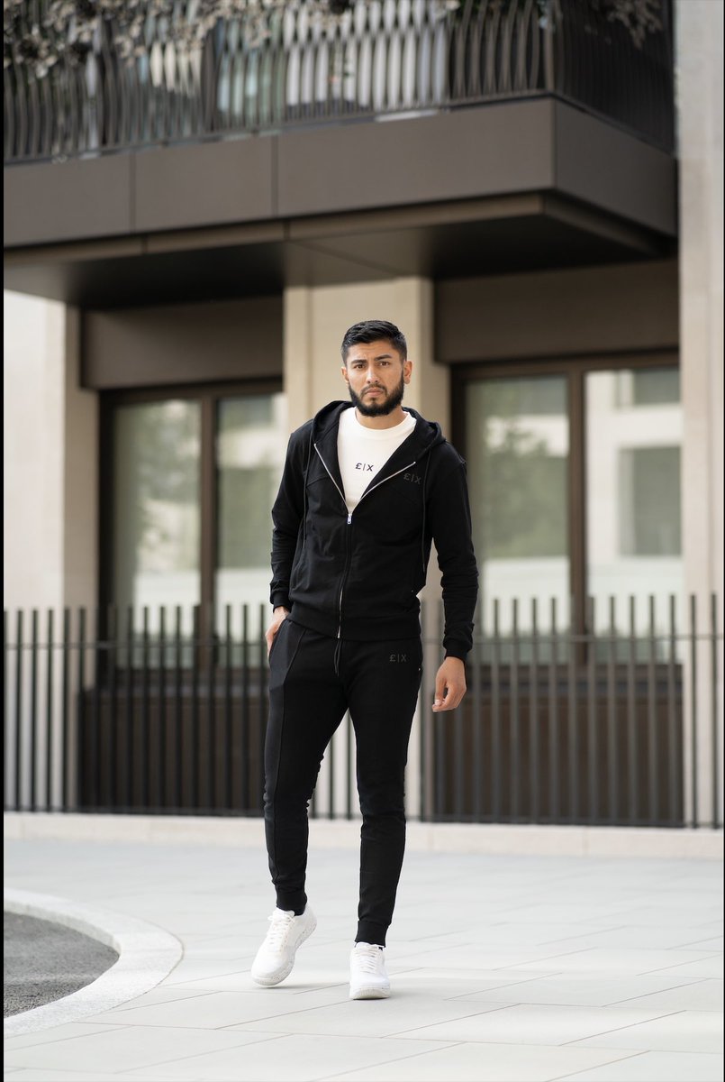 Excellence Clothing tweet media