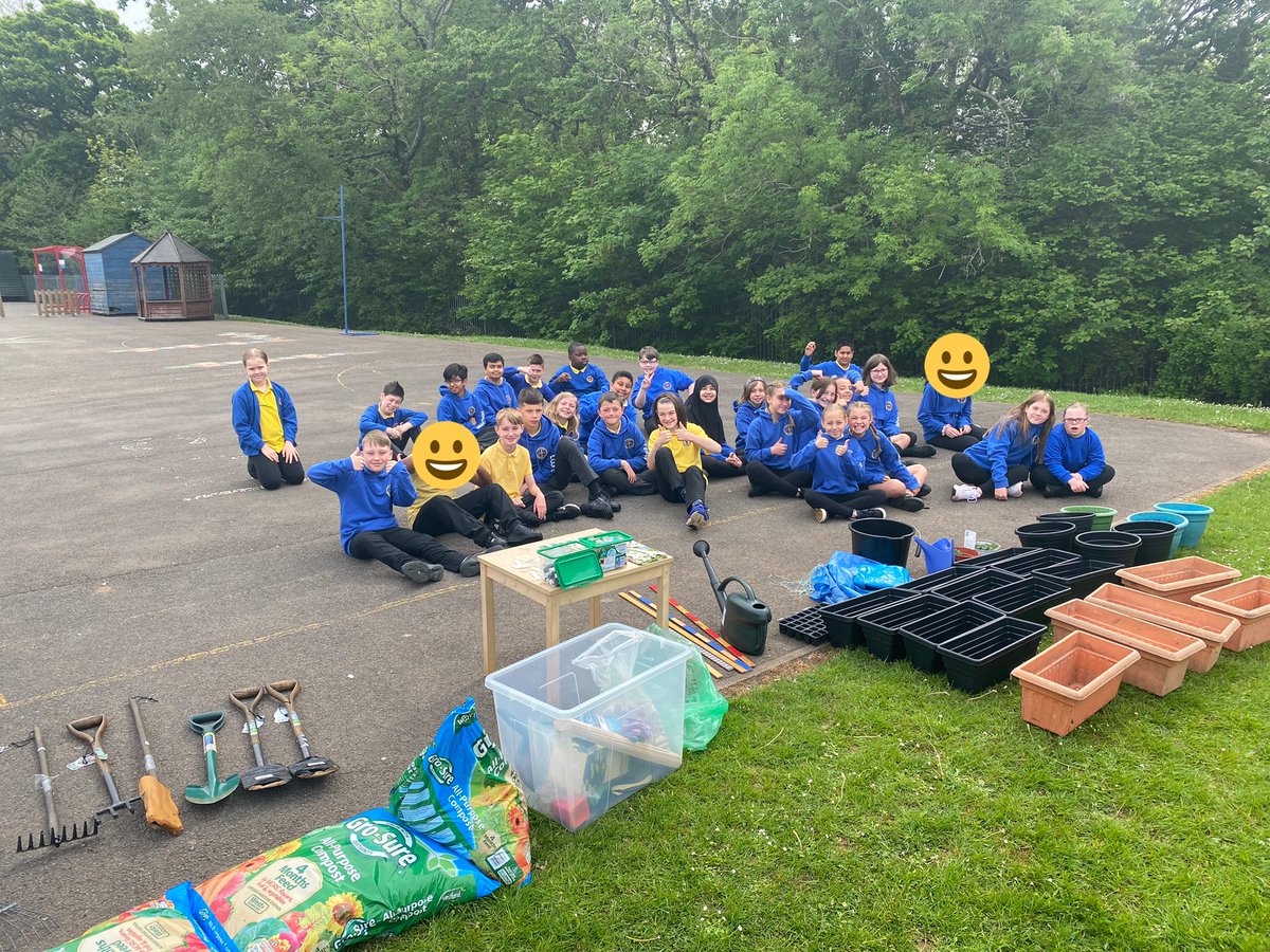 All_SaintsPri's tweet photo. Brilliant day in #Blwyddyn6 โ๏ธweโve started the growing process for our #allotment. Weโre organised; pots etc are done and seeds are planted - canโt wait to see what we get ๐ #GrowYourFuture #sustainable #lifelonglearners #applyingourlearning #healthyconfident https://t.co/AH1AjGRFVX