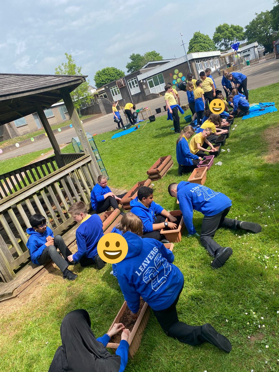 All_SaintsPri's tweet photo. Brilliant day in #Blwyddyn6 โ๏ธweโve started the growing process for our #allotment. Weโre organised; pots etc are done and seeds are planted - canโt wait to see what we get ๐ #GrowYourFuture #sustainable #lifelonglearners #applyingourlearning #healthyconfident https://t.co/AH1AjGRFVX