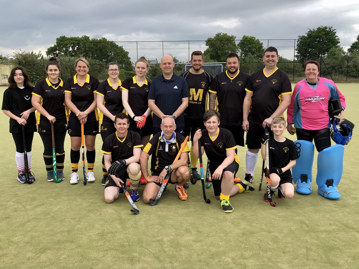 Thurrock Hockey Club tweet media