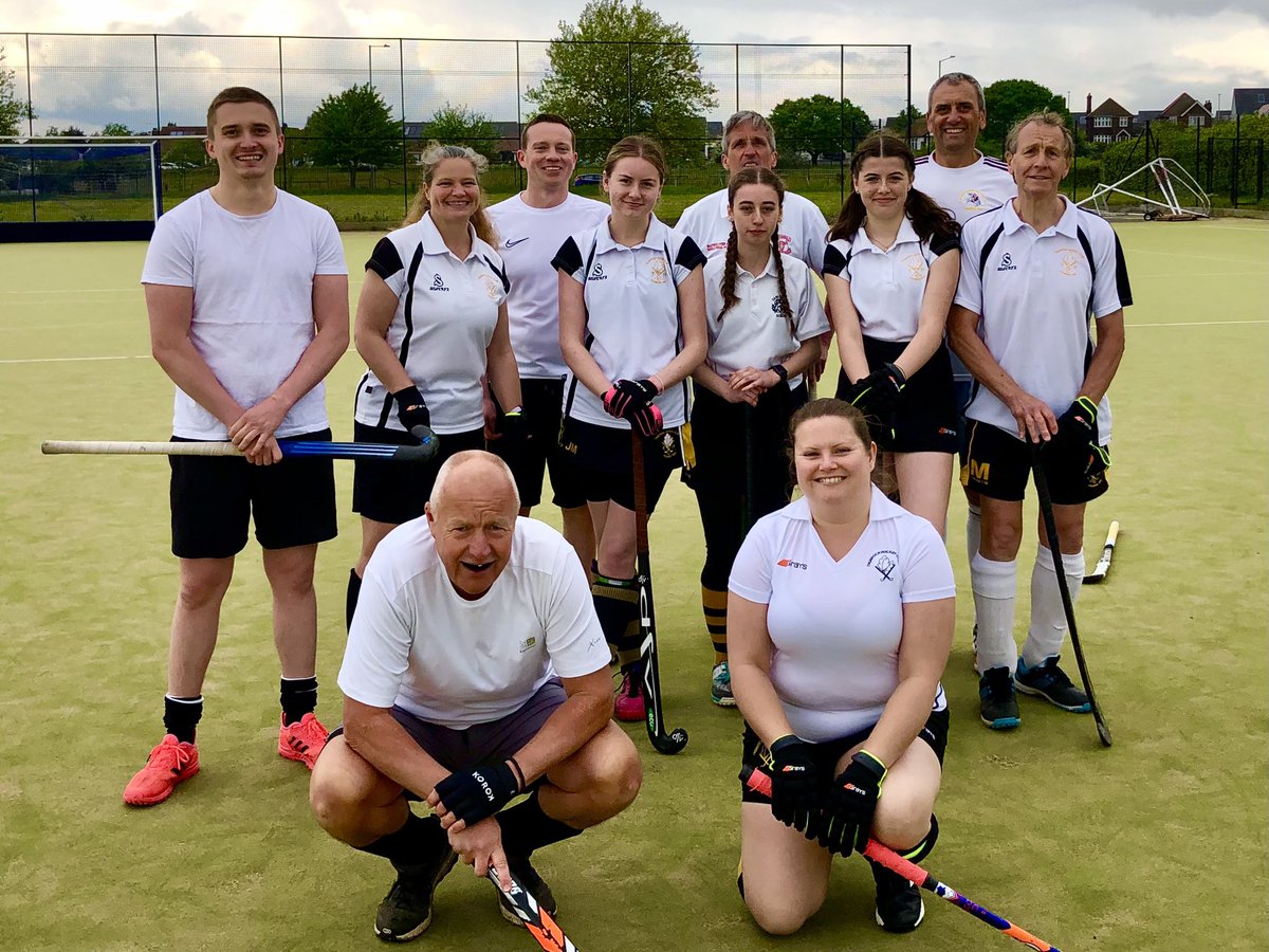 Thurrock Hockey Club tweet media
