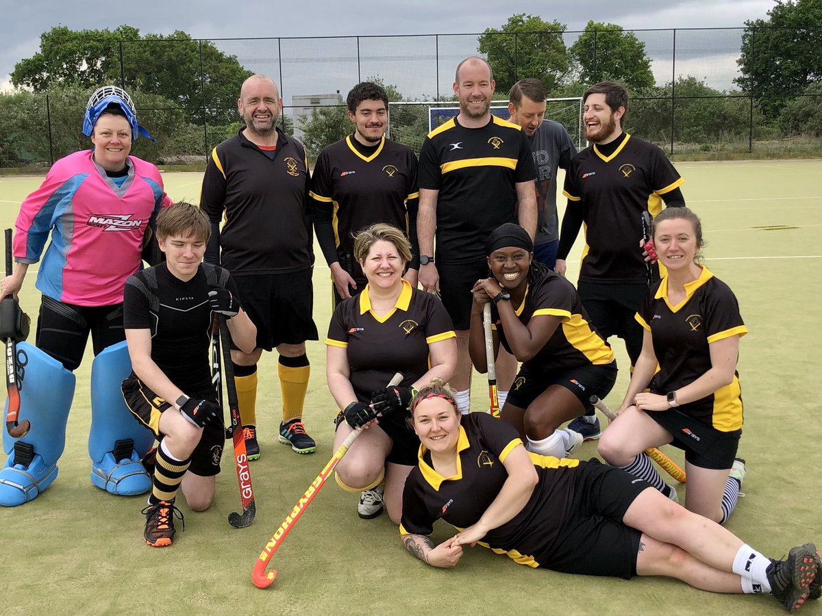 Thurrock Hockey Club tweet media