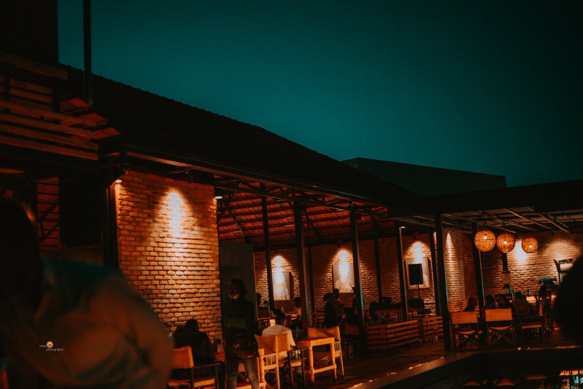 nezaphotography's tweet photo. A Place To Visit ?
#Rwot Uzajye @MolatoBar& Restaurant
#Giporoso
You Will Love there for Real !
📸💢 @AmFilsNeza
#Teal #RwOT https://t.co/vxJizs2iKi