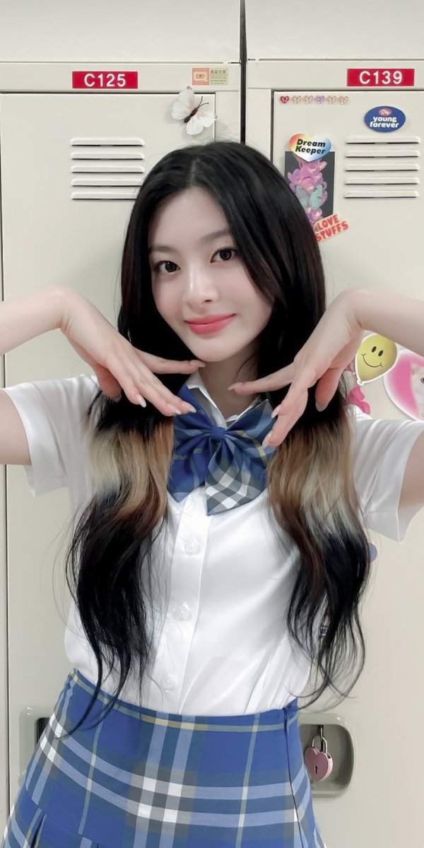 thespookyent's tweet photo. ༚.°ぬ̳ . 𝗕𝗨𝗦𝗤𝗨𝗘𝗗𝗔 𓂃 ִֶָ 💭 ! Nos encontramos buscando a < SUMIN &amp; SEEUN > para que nuestras pequeñas princesas de @urfairydreamstw puedan estar completas y continuar sus actividades.

Si estás interesada puedes mandar DM o comentar en este post y te contactaremos. ♡ https://t.co/4C8swfAU8w