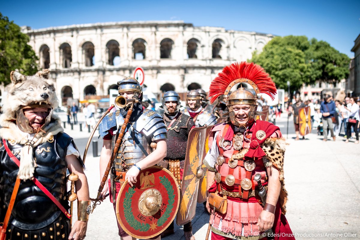 ArenesNimes_off's tweet photo. Les #JournéesRomaines sont terminées ! Merci à tous d’avoir animé avec nous cet #évènement historique et immersif qui a plongé notre ville à l’époque Romaine.⏳

Crédits photos : @EdeisOfficiel - Onze Productions - Antoine Ollier - Quentin James

#ArenesdeNimes @nimes https://t.co/ST9iv599db