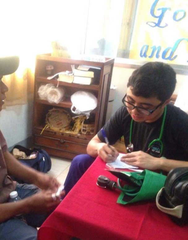 RodTheRooster's tweet photo. "Doc, ngano wala nay doctors sa among probinsyal hospital?"
Pangutan.a lang inyong governor ma'am https://t.co/nUNOjcNM0s