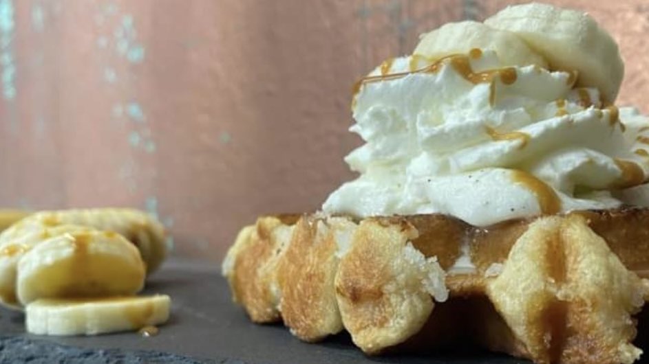 _Lucreee_'s tweet photo. #waffle alle banane @ComoCfp https://t.co/iKX4YctqRC