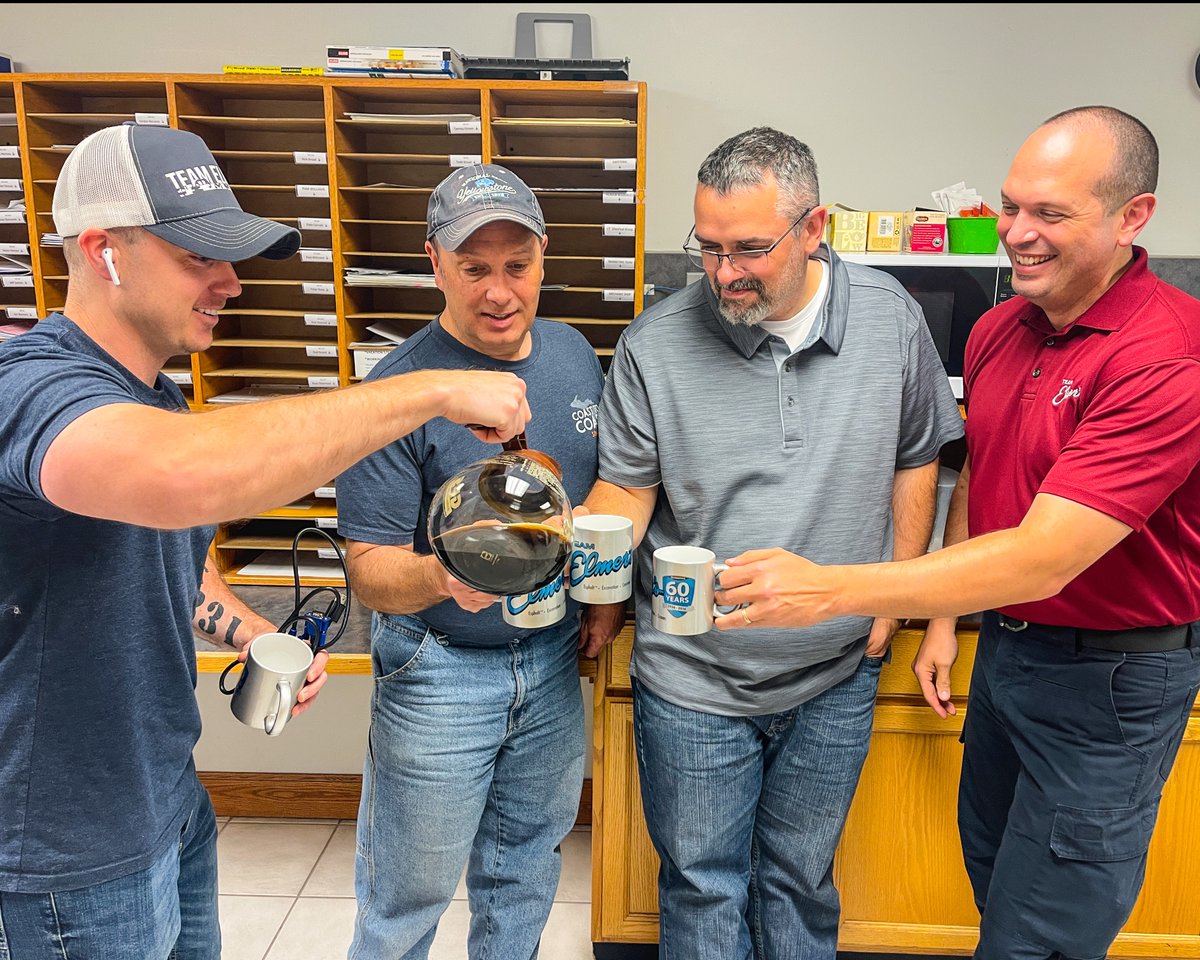 TeamElmers's tweet photo. ☕ Coffee supports the The "IT" crowd around here so they can support us! Feeling very appreciative for this team this morning.
#itlife #informationtechnology #informationtechnologystudents #constructionit #constructionsupport #constructioncompany #constructionindustry https://t.co/4rBKFJ1Iti