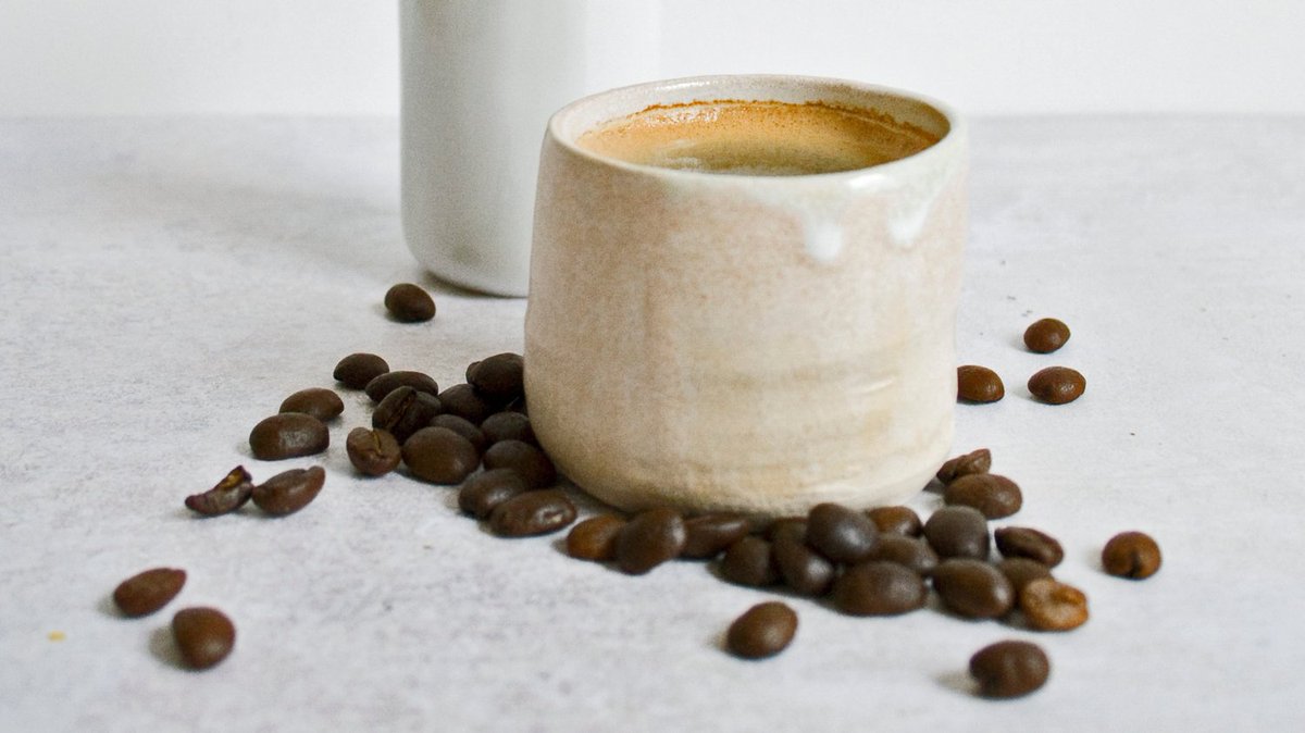 Enjoying your guilt-free coffee? Make it a regular occurrence with our Halō subscription and save big on your favourite coffees. Tailor your order and cancel any time you wish. Interested? Find out more on halo.coffee/pages/subscribe.