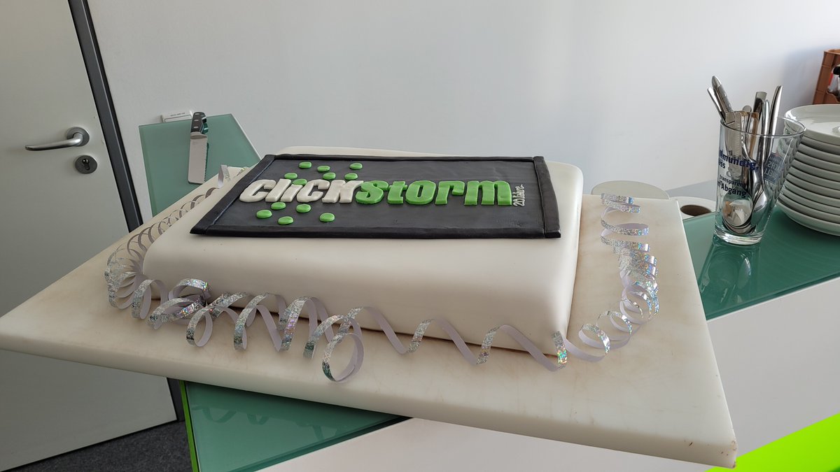 clickstorm_gmbh's tweet photo. https://t.co/5giCN3MjLq
clickstorm feiert 20 Jähriges Jubiläum im Harz :)
#jubiläum ##harz #20jahre #wallrunning #events #clickstorm #mediacity #leipzig https://t.co/GZlzihWvRK