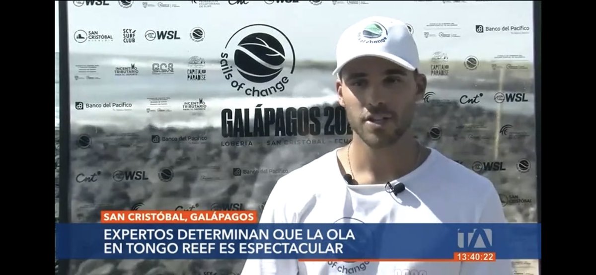 diegoanazco1's tweet photo. Por 3 días el #TongoReef, en #Galapagos ,se convirtió en el epicentro del #Surf🏄🏼‍♀️🏄‍♂️. 

Aunque la copa se la llevó merecidamente #Peru, todos ganaron 🥇. 

Reporte de @Teleamazonas 👉🏽https://t.co/PIUNqDXDLD https://t.co/TKQcAL4A8L