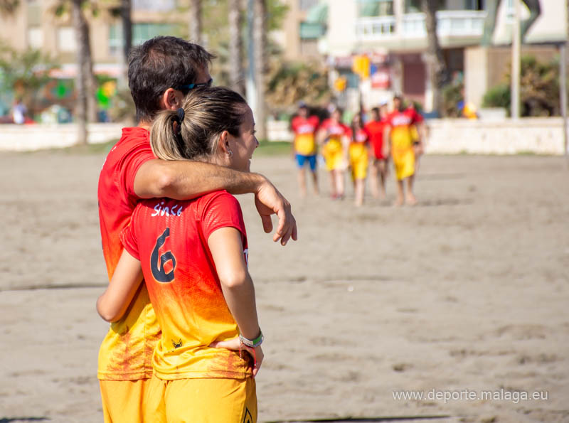 deportemalaga's tweet photo. Ya están publicadas las espectaculares imágenes tomadas durante la celebración de la #copadelsol #ultimate #frisbee

👉 https://t.co/kIYsIpWtaX

@malaga 
@malagacomotq 
#deportemalaga https://t.co/qoEbe0Aqov