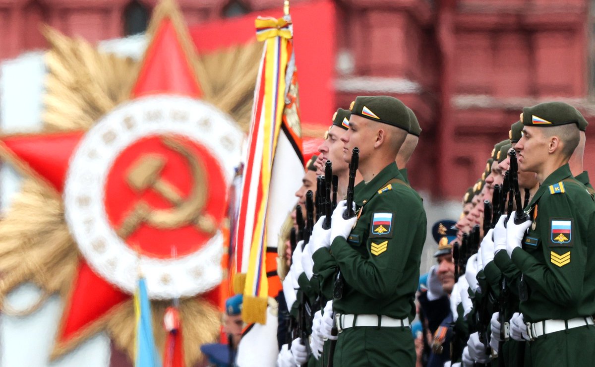 mfa_russia's tweet photo. 💬 President Putin: May 9, 1945 has been enshrined in world history forever as a triumph of the united Soviet people. 

❗️ It is our duty to preserve the memory of those who defeated Nazism &amp; entrusted us with doing everything to thwart the horror of another global war. https://t.co/lt6N1aXRsB