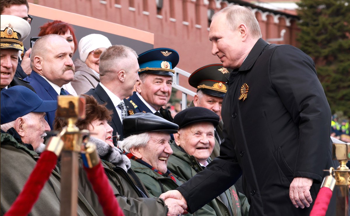 mfa_russia's tweet photo. 💬 President Putin: May 9, 1945 has been enshrined in world history forever as a triumph of the united Soviet people. 

❗️ It is our duty to preserve the memory of those who defeated Nazism &amp; entrusted us with doing everything to thwart the horror of another global war. https://t.co/lt6N1aXRsB