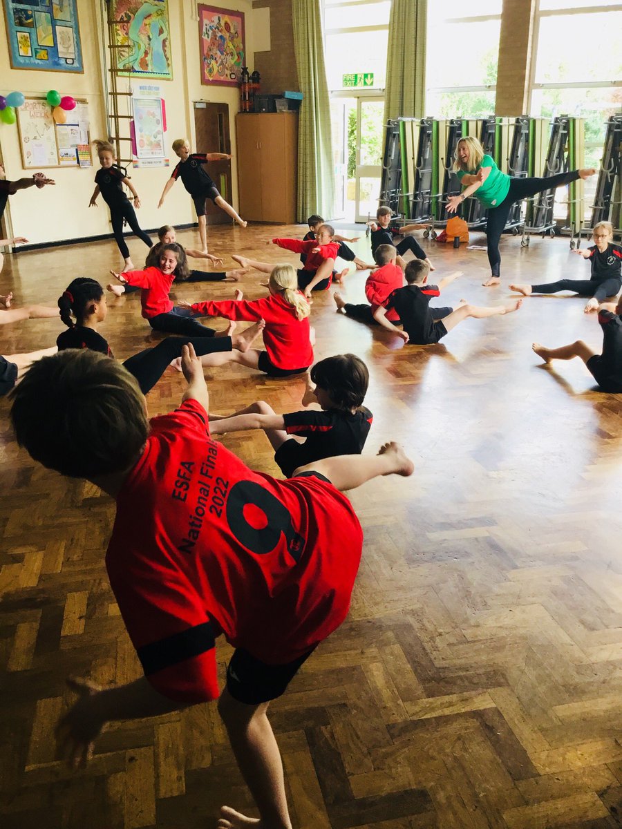 HighLeghPrimary's tweet photo. Great fun creating a dance based on our new science topic - a dance representing the human life cycle #sportsweek @CreativeStepsUK https://t.co/A1tAJVtqOz