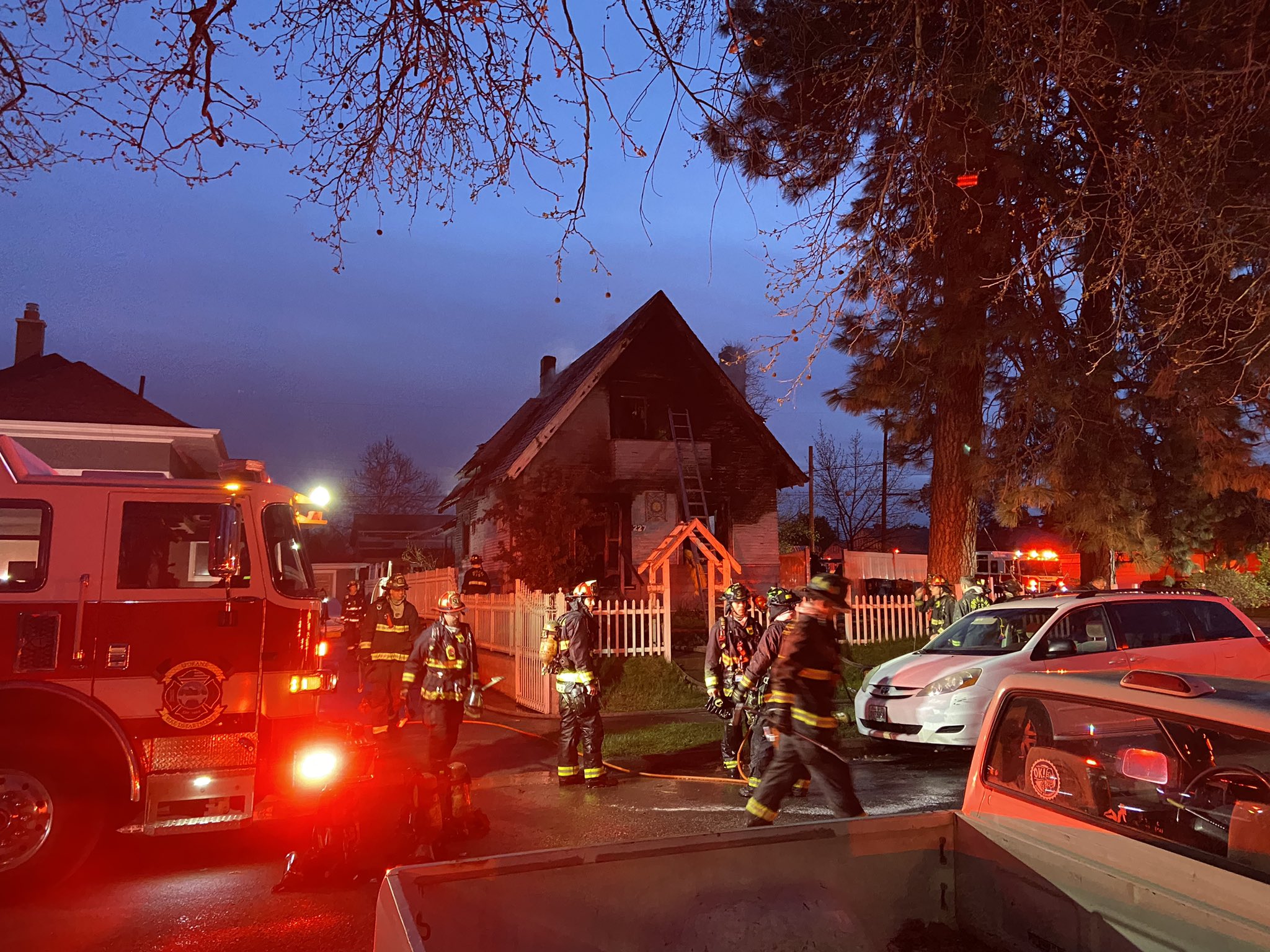 Destiny Richards on Twitter "BREAKING NEWS Spokane firefighters are