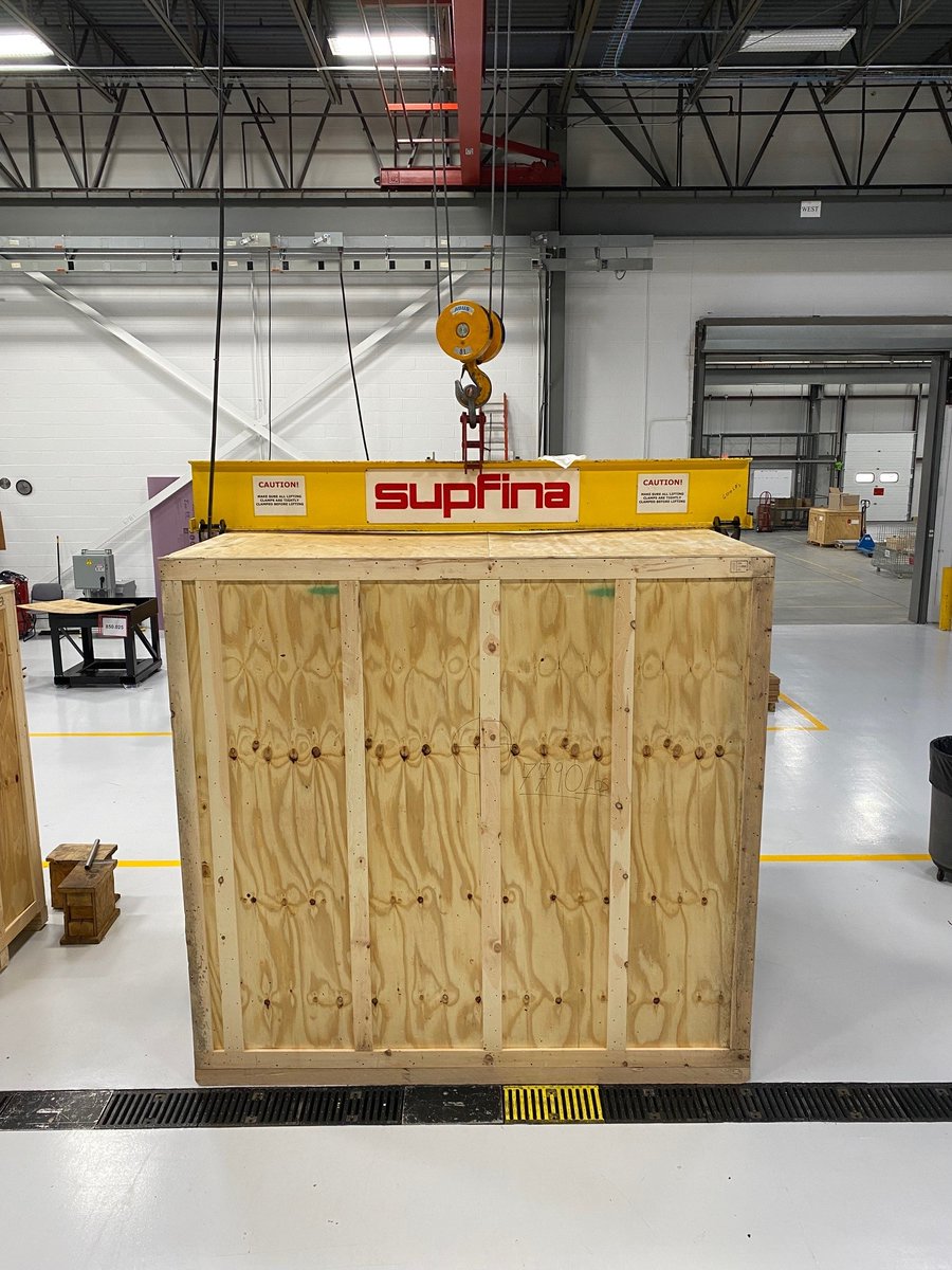 𝐘𝐞𝐬 ❗ Another machine is leaving our factory in the USA.
 
What type of machine do you think is "hidden" in the crate?

Feel free to let us know in the comments.
 
#smc #supfina #engineering #surfacefinishing #automation