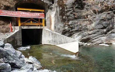 BigyanBlog's tweet photo. #Melamchi #water supply to #Kathmandu to be halted with the onset of monsoon for preventing damage to structures including the main tunnel by flooding. #Supply will be stopped after discussing the duration of the monsoon with the meteorological Department
#Nepal #infrastructure https://t.co/zgMFLVAEUZ
