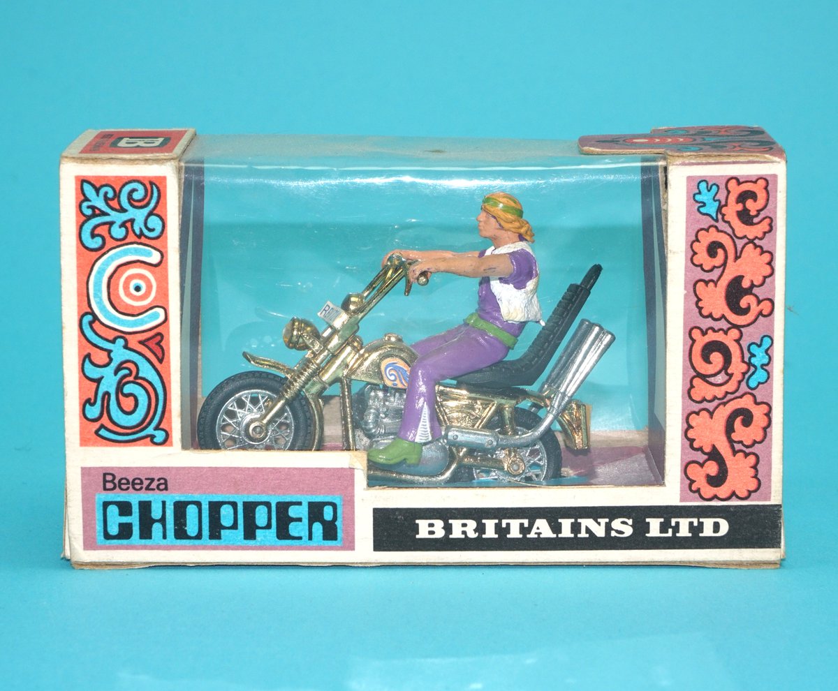 boonsart_com's tweet photo. #Britains is mostly known for their farm toys and toy soldiers. I truly love the road series from the sixties and seventies, and the choppers are its highlight. Loving that #Beeza #chopper with the #hippie!
#boonsartshop - link in bio! https://t.co/oJu0fFNxYc