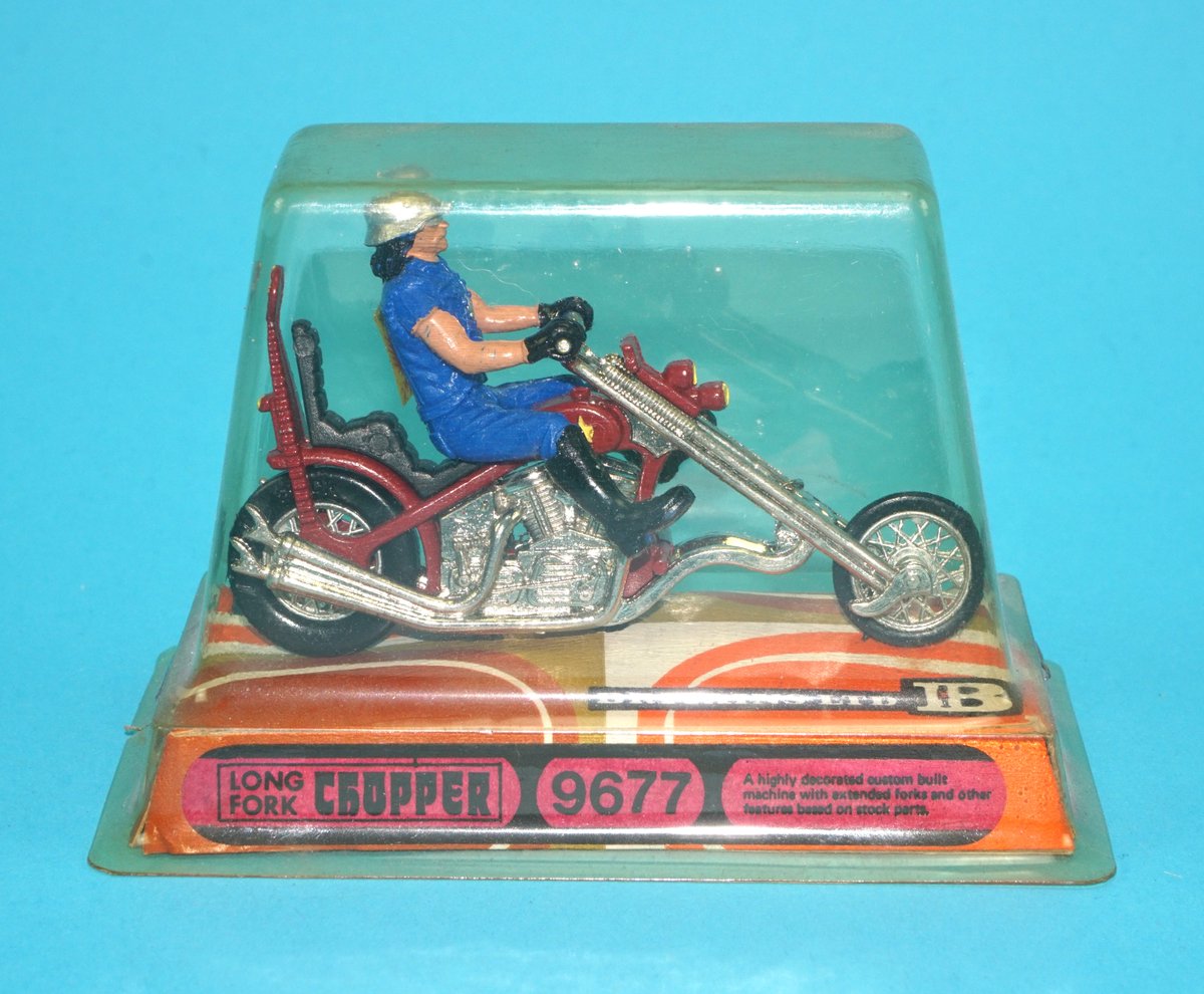 boonsart_com's tweet photo. #Britains is mostly known for their farm toys and toy soldiers. I truly love the road series from the sixties and seventies, and the choppers are its highlight. Loving that #Beeza #chopper with the #hippie!
#boonsartshop - link in bio! https://t.co/oJu0fFNxYc