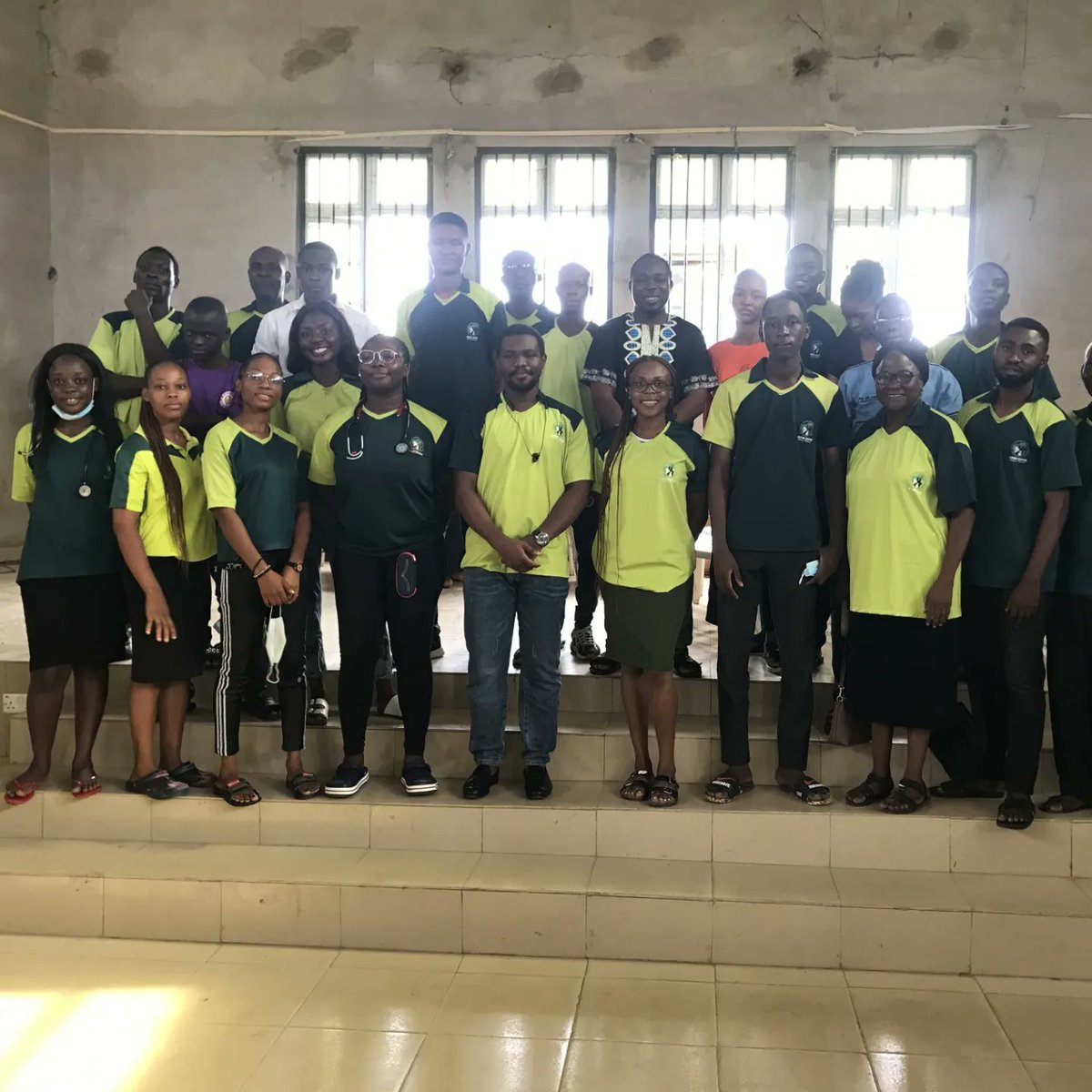 VisioncenterGVS's tweet photo. Our #amazing #team ready for start work at Ede town hall.
It's the day 2 of the Ede Medical outreach in partnership with @springtimedevelopmentfoundatn
More #update coming soon
#GVSIF #Medical #outreach #ngo #ltsp https://t.co/PbQMvsNa70