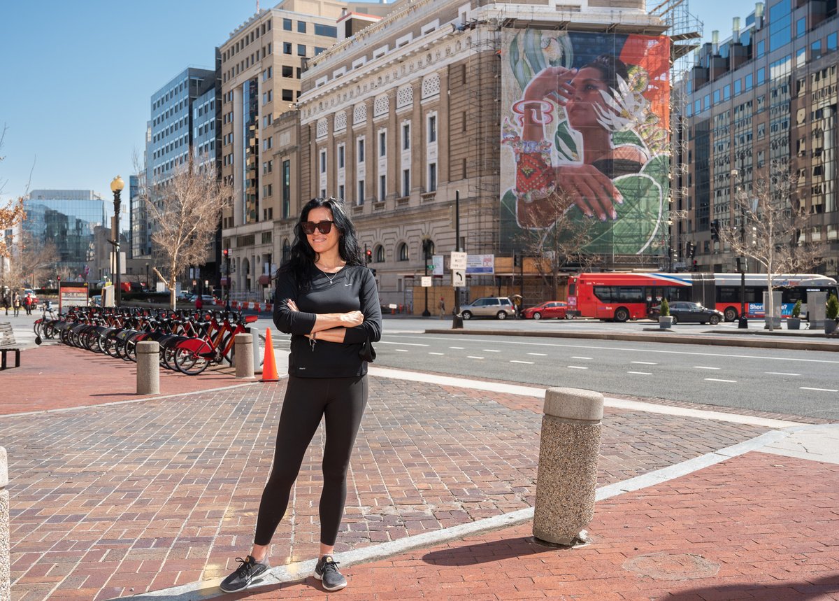 WomenInTheArts's tweet photo. 🎙️ NMWA xChange: @MissChelove

Tomorrow, join a free chat with @MissChelove! She'll discuss her four-story mural, "Reseeded: A Forest Floor Flow," which can now be seen on our museum facade as part of the Lookout project.

✨ Reserve your spot: https://t.co/R5oWbV7uCQ https://t.co/8W8IfiXsuH