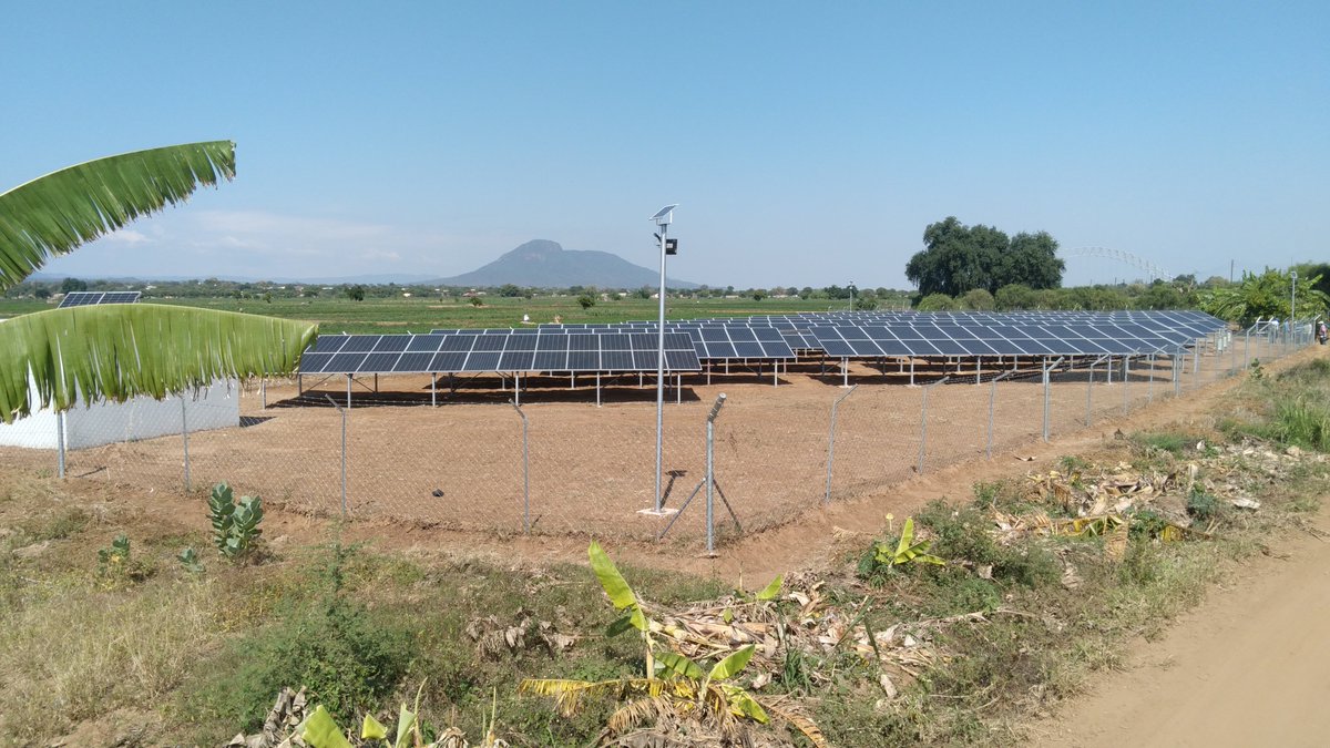ZIRP_Zimbabwe's tweet photo. The solar farm at #Maunganidze_Irrigation_Scheme has enhanced operations for the farmers and will ensure sustainability of the projects. The community is grateful for the support from @WorldBank under @ZIRP_Zimbabwe .
#WBMissionVisit #MaunganidzeIrrigation https://t.co/Vu5MnCEdUS