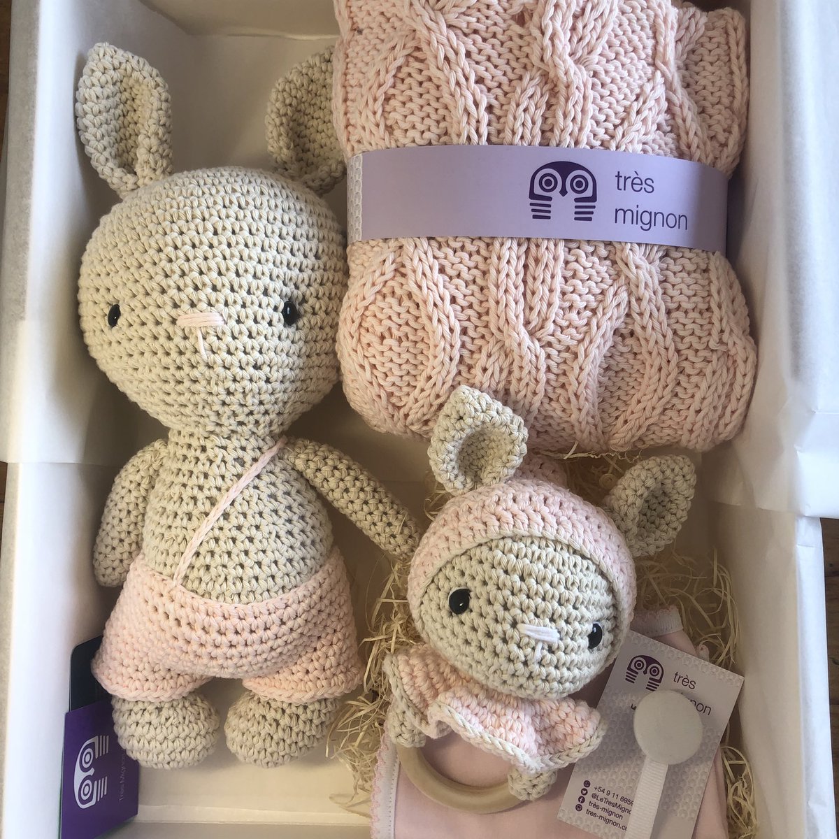 Otra vez vengo a manguear ayuda. La cosa viene floja de papeles y necesito q me den una mano para seguir laburando. Dale, no te cuesta nada hacer un RT. Y a mi me ayudás un montón.
Gracias! 💜

Buscame acá 👇🏻

instagram.com/letresmignon