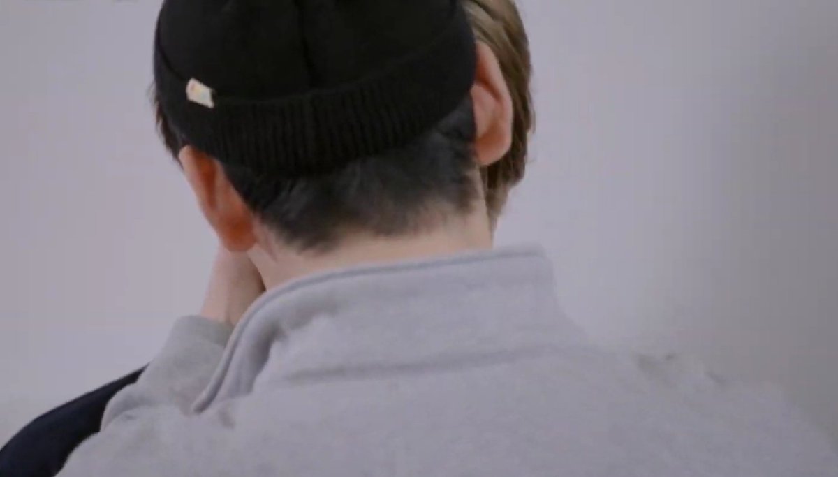 hourly yeonbin tweet media