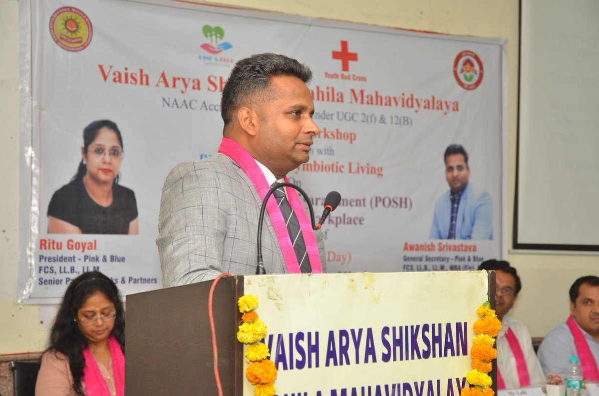 awanishlaw's tweet photo. Team Pink &amp; Blue conducted another excellent Program on Prevention of Sexual Harassment of Women at Workplace (#PoSH) among the #future #Teachers of Nation ie. students of #Vaish B. Ed. #College at #Bahadurgarh, #Haryana. 😊
 
#NotToleranceLevel #POSHAct #KnowYourRights https://t.co/MlgRZLCJCH