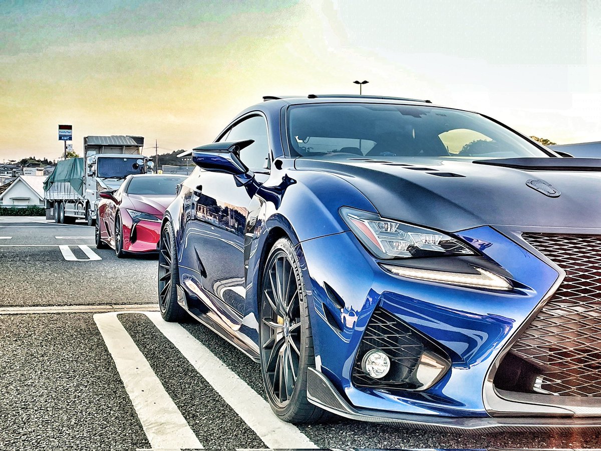8mDpDH5gPT0l8kA's tweet photo. 自分で編集してみたよ(*^^*)📷
#レクサス
#lexus
#lexusrcf
#lexuslc500
#lexusmt https://t.co/WfBkp8GVQD