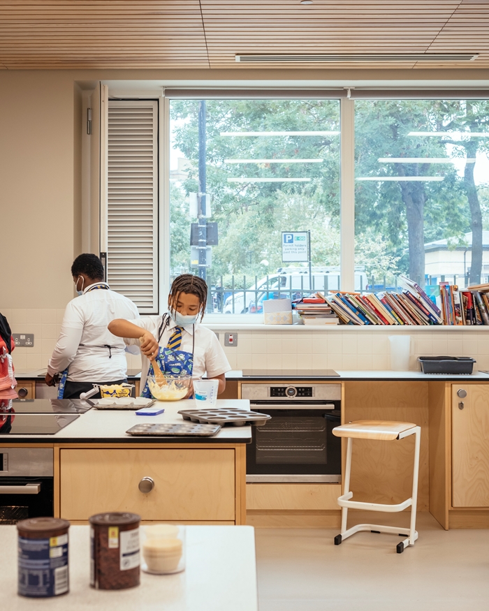 We're thrilled that this project has won a <a href="/RIBALondon/">riba</a> award #acoustics 
#TimRonaldsArchitects

architecture.com/awards-and-com…