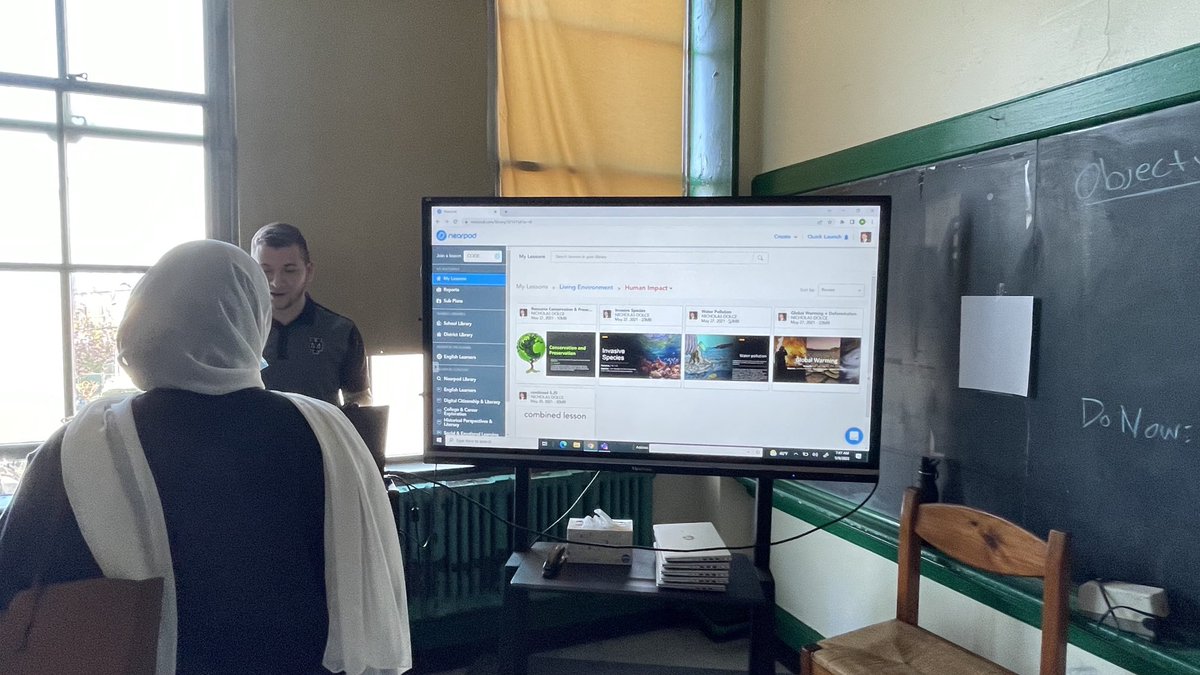 RcollinsJudon's tweet photo. Professor Dolce final unit LE - Regents preparation &amp; Boot Camps in progress ⁦@MrDolceScience⁩ ⁦@nearpod⁩ ⁦@SuptQuezada⁩ ⁦@YonkersSchools⁩ ⁦@GortonHS⁩ https://t.co/bCHO7AawIe