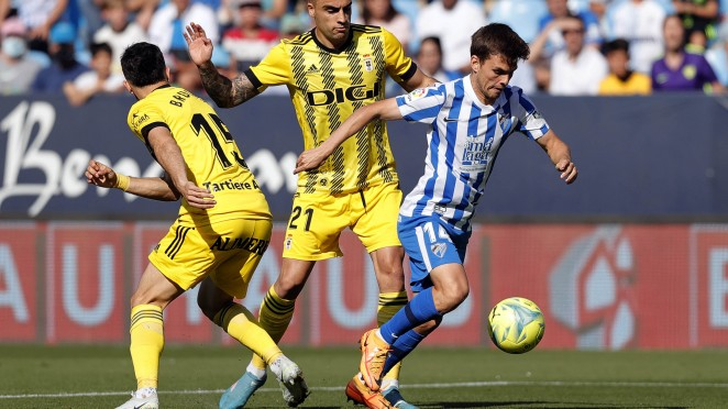 J39. MÁLAGA 0-0 OVIEDO.

Hoy el análisis del partido será algo diferente. Muy breve y con enfoque exclusivo en lo individual (Sekou y Víctor Olmo) debido a que hubo pocas acciones relevantes que puedan resultar interesantes para exponer por aquí.