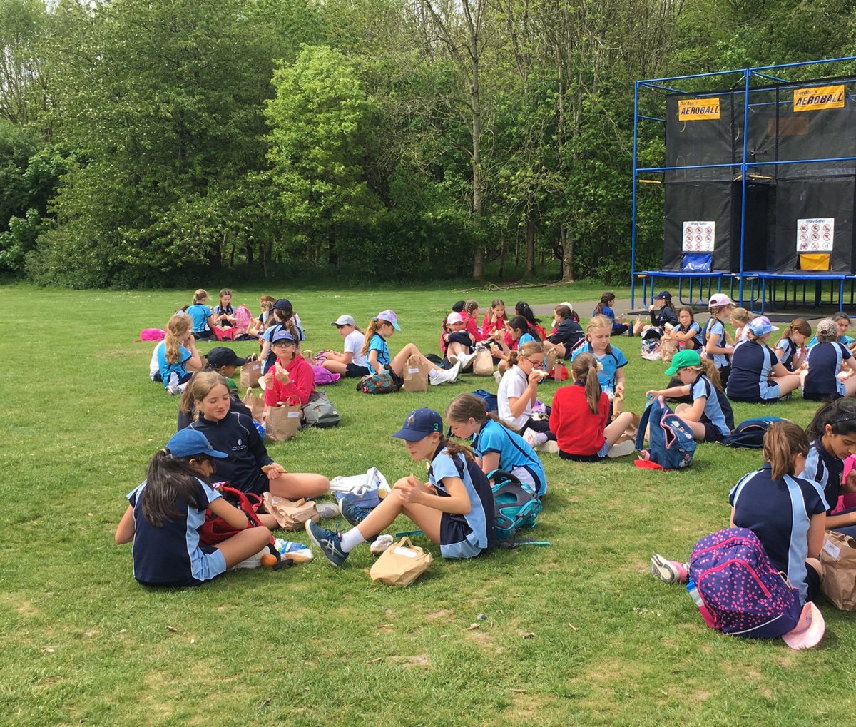 WPS_Trips's tweet photo. Y5: Arrived safely and enjoyed a yummy lunch at our PGL home for the next few days! @WarwickPrep #excitedtoexplore https://t.co/iRKK45K3yg